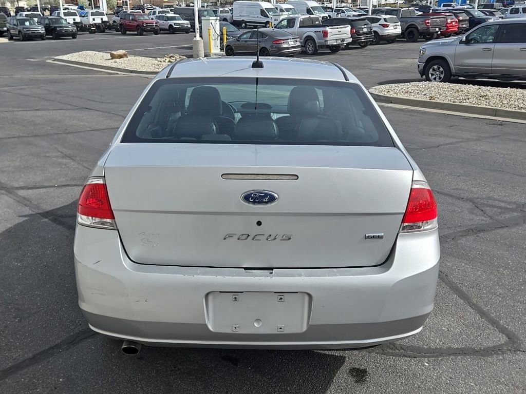 Used 2009 Ford Focus SEL image 5