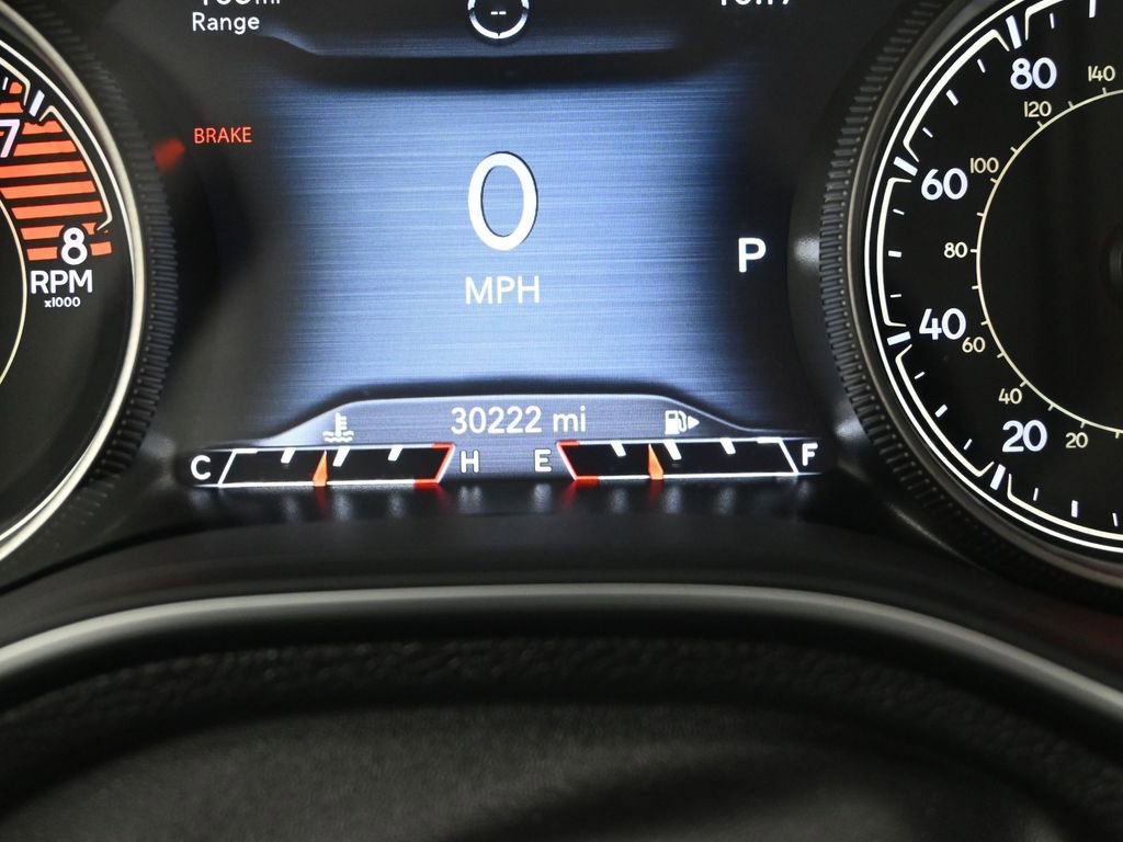 Used 2020 Jeep Cherokee Limited image 16