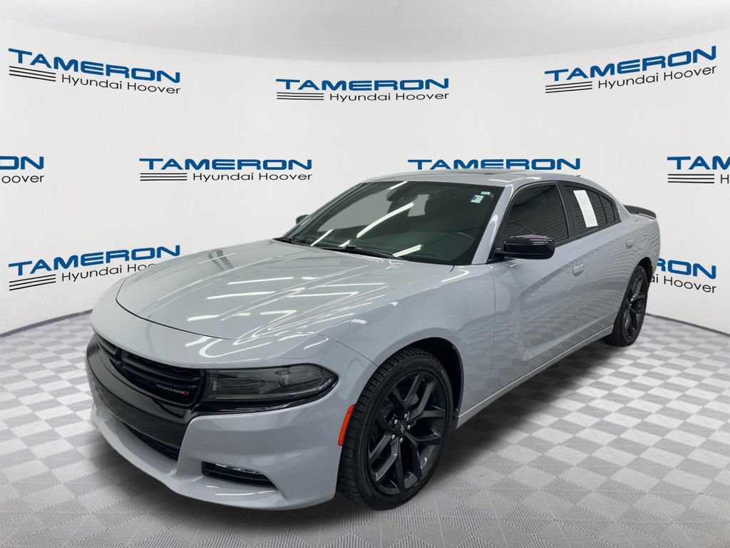 Used 2022 Dodge Charger SXT w/ Driver Convenience Group RWD image 1