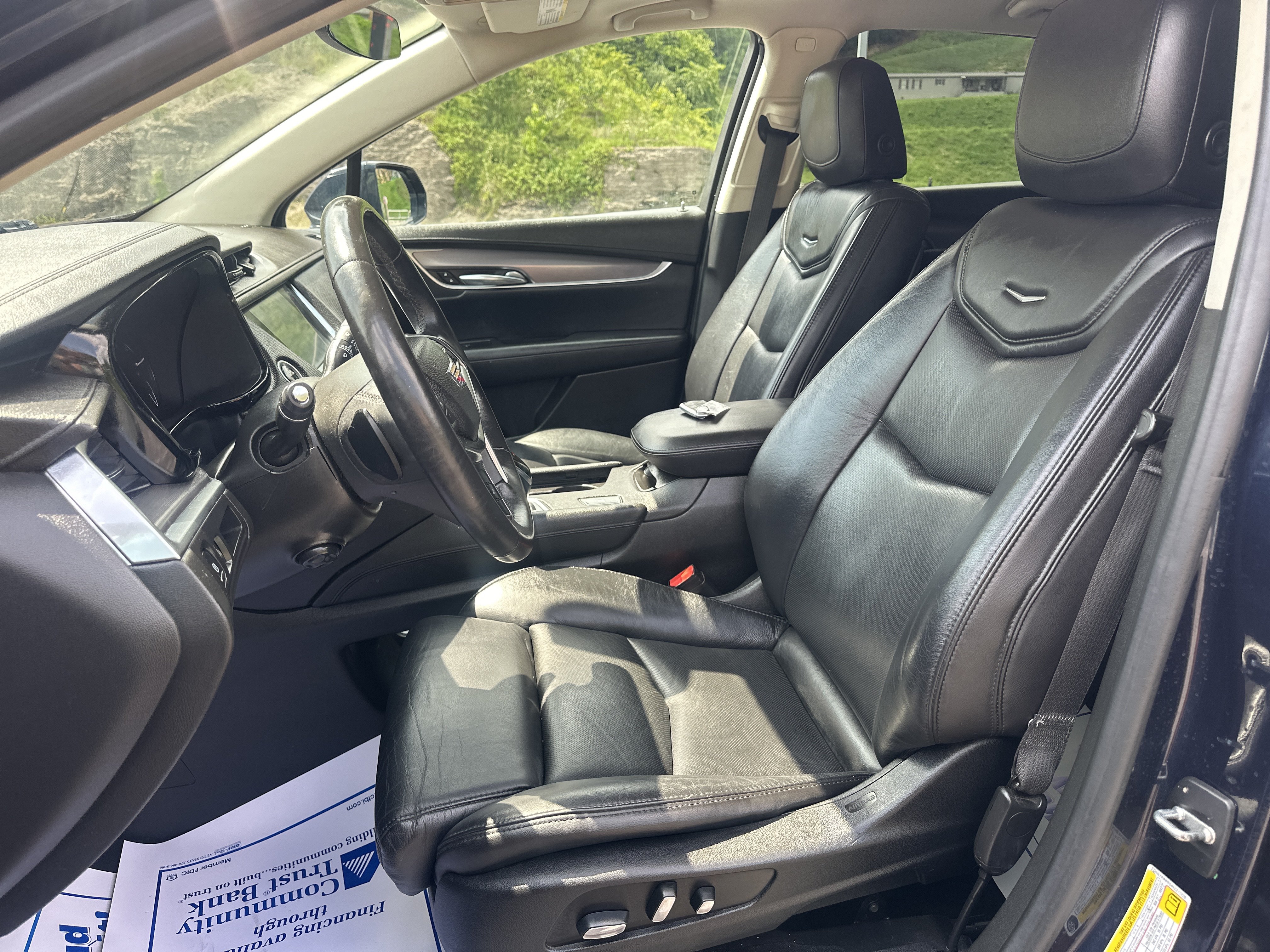 Used 2017 Cadillac XT5 Luxury FWD image 21