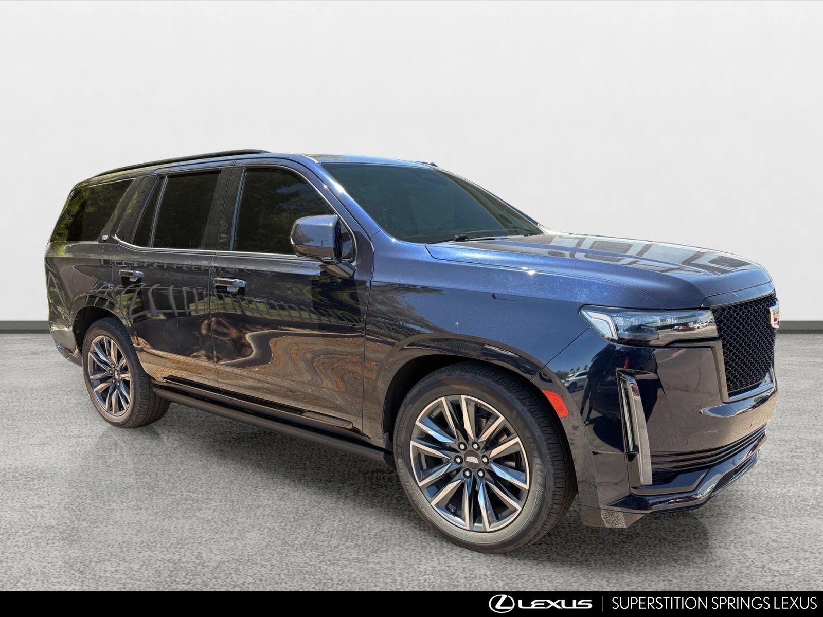 Used 2021 Cadillac Escalade Sport w/ Driver Assist Tech Package AWD/4WD image 2