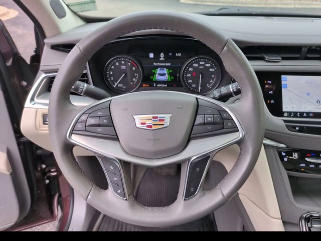 Used 2023 Cadillac XT5 Premium Luxury w/ Technology Package FWD image 15