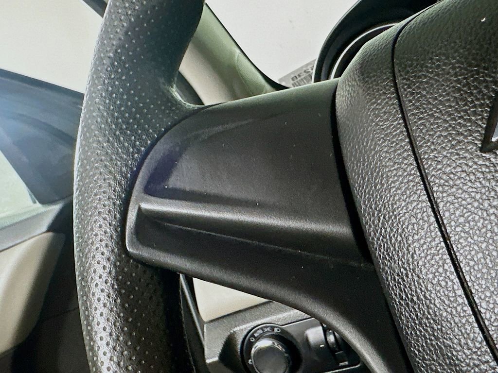 Used 2014 Chevrolet Cruze LS image 23