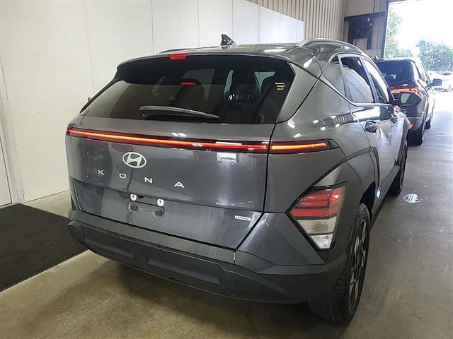 Used 2025 Hyundai Kona SEL AWD/4WD image 20