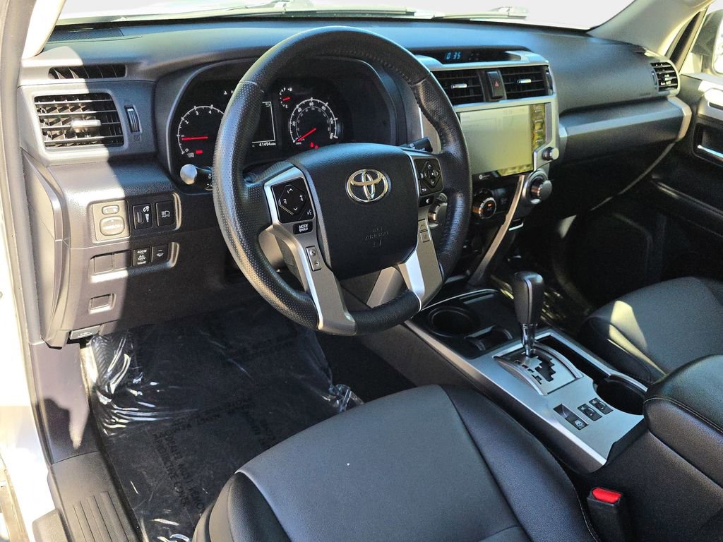 Used 2023 Toyota 4Runner SR5 Premium w/ Moonroof Package RWD image 19