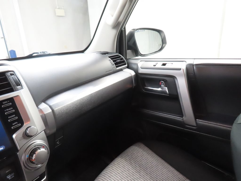 Used 2021 Toyota 4Runner SR5 AWD/4WD image 18