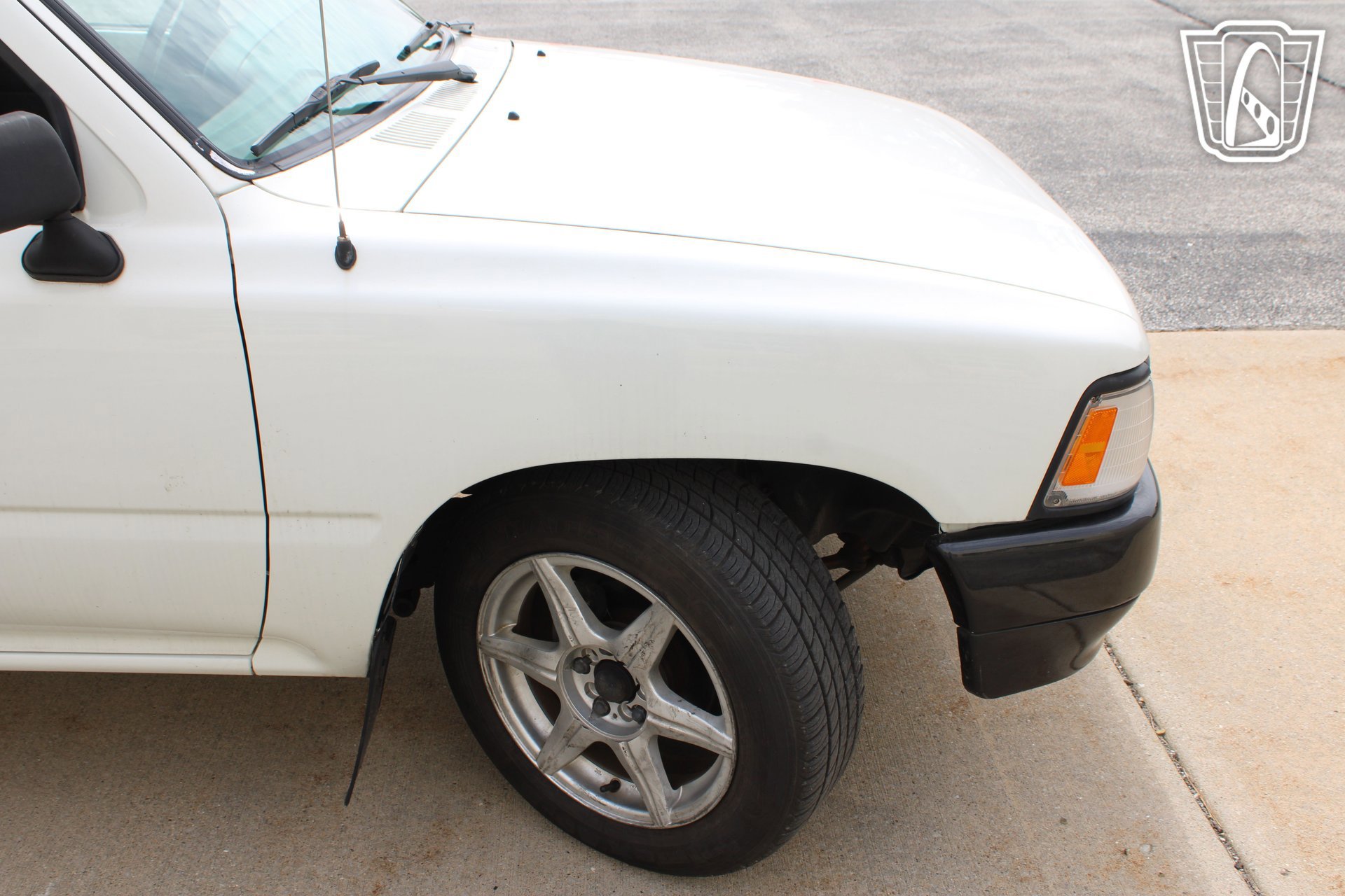 Used 1993 Toyota Pickup 2WD Regular Cab image 40