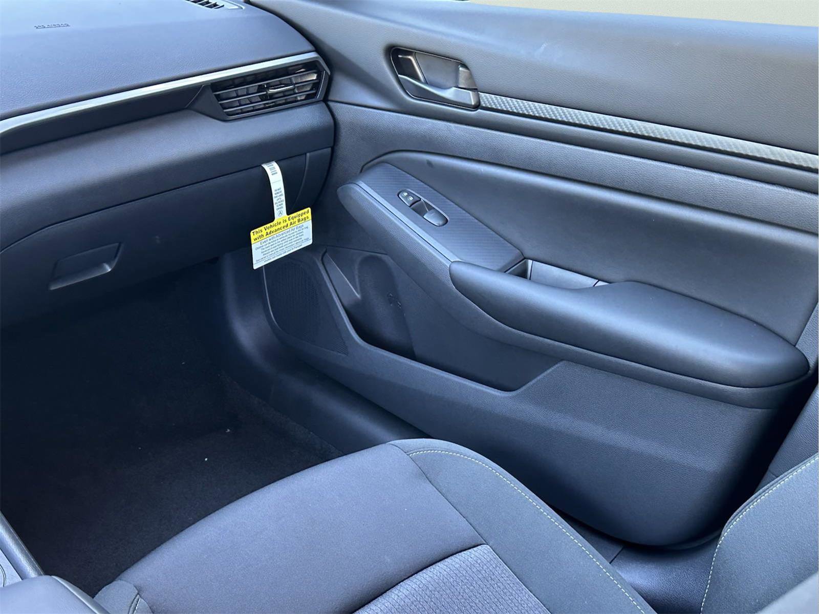 New 2025 Nissan Altima 2.5 S image 19