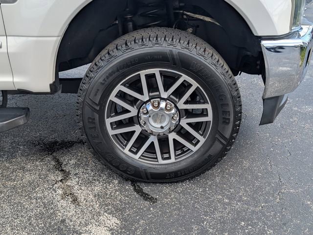 Used 2019 Ford F250 Lariat w/ Lariat Ultimate Package AWD/4WD image 16