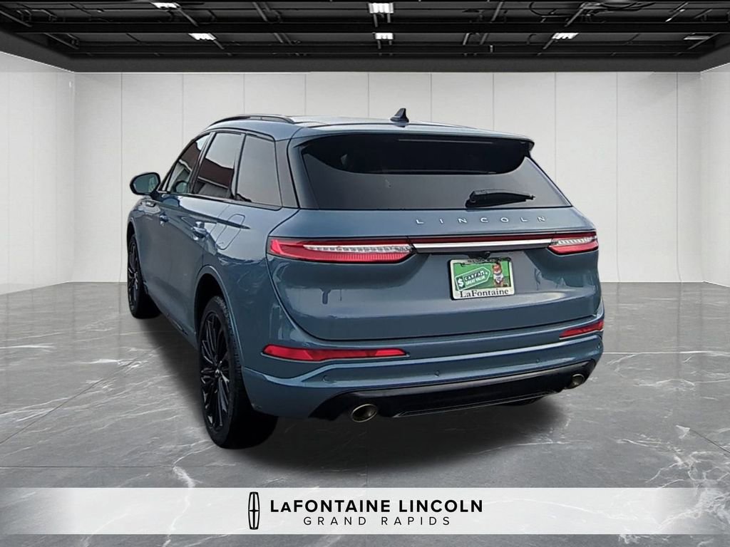 Certified 2024 Lincoln Corsair Reserve w/ Equipment Group 201A image 3