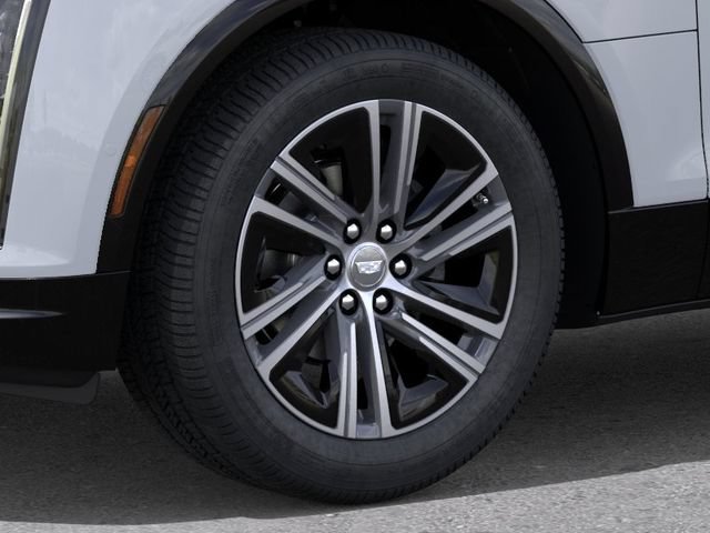 New 2026 Cadillac Lyriq Luxury w/ LPO, Floor Liner Package AWD/4WD image 9