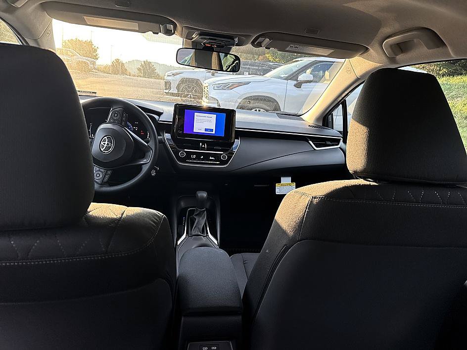 New 2027 Toyota Corolla LE FWD image 19