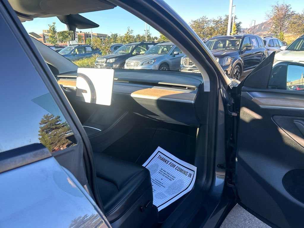 Used 2023 Tesla Model Y Long Range AWD/4WD image 11