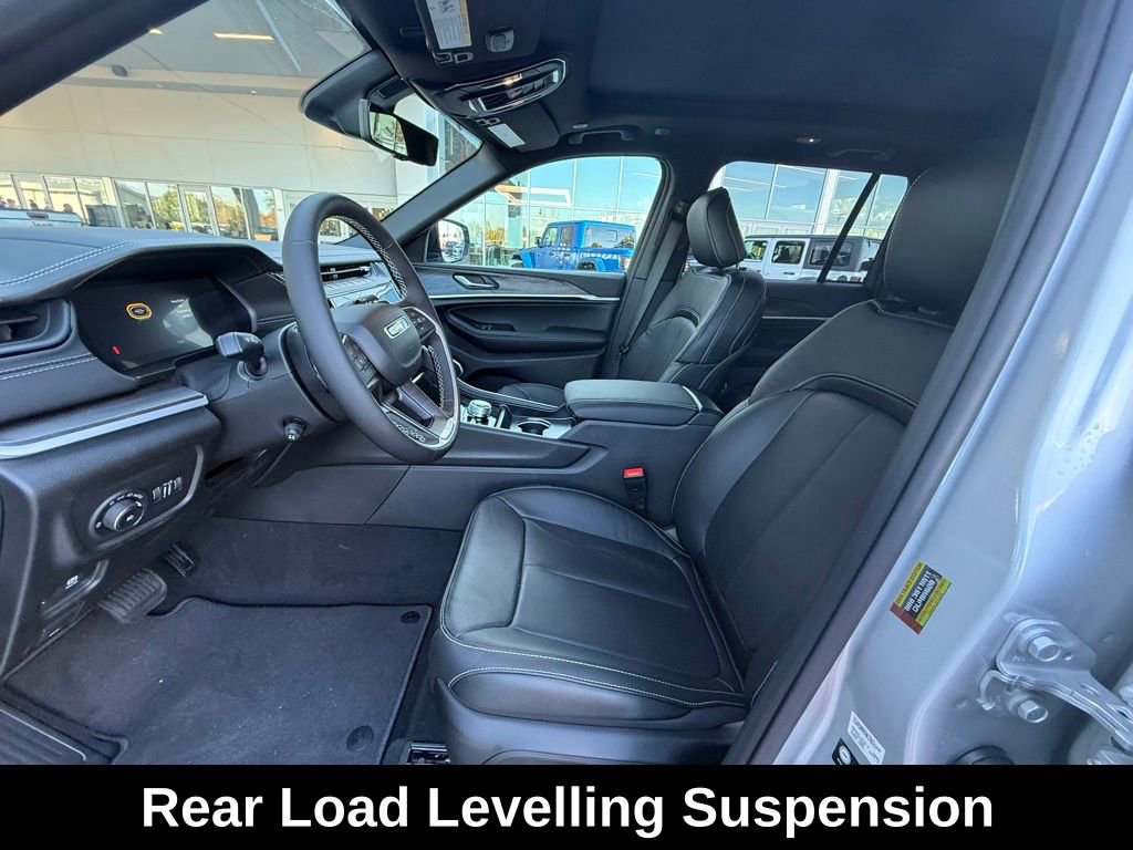 New 2026 Jeep Grand Cherokee Limited Reserve image 9