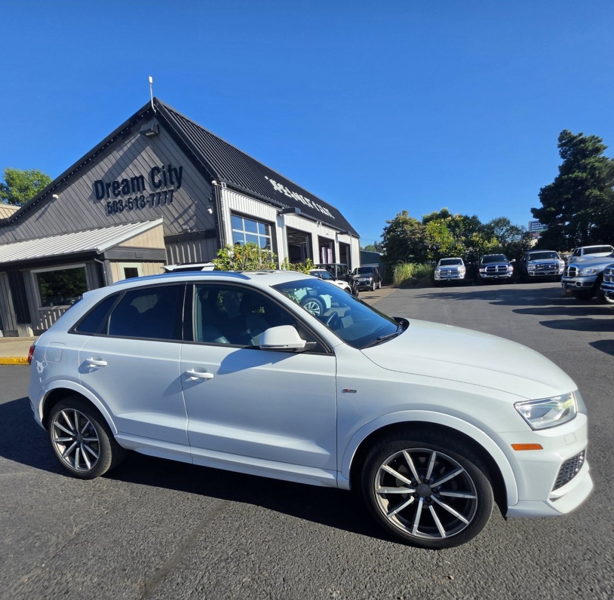 Used 2018 Audi Q3 2.0T Premium FWD image 3