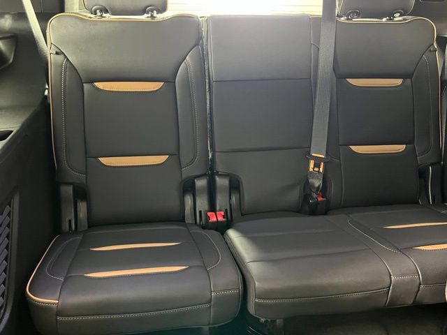Used 2023 GMC Yukon AT4 w/ LPO, Floor Liner Package AWD/4WD image 31