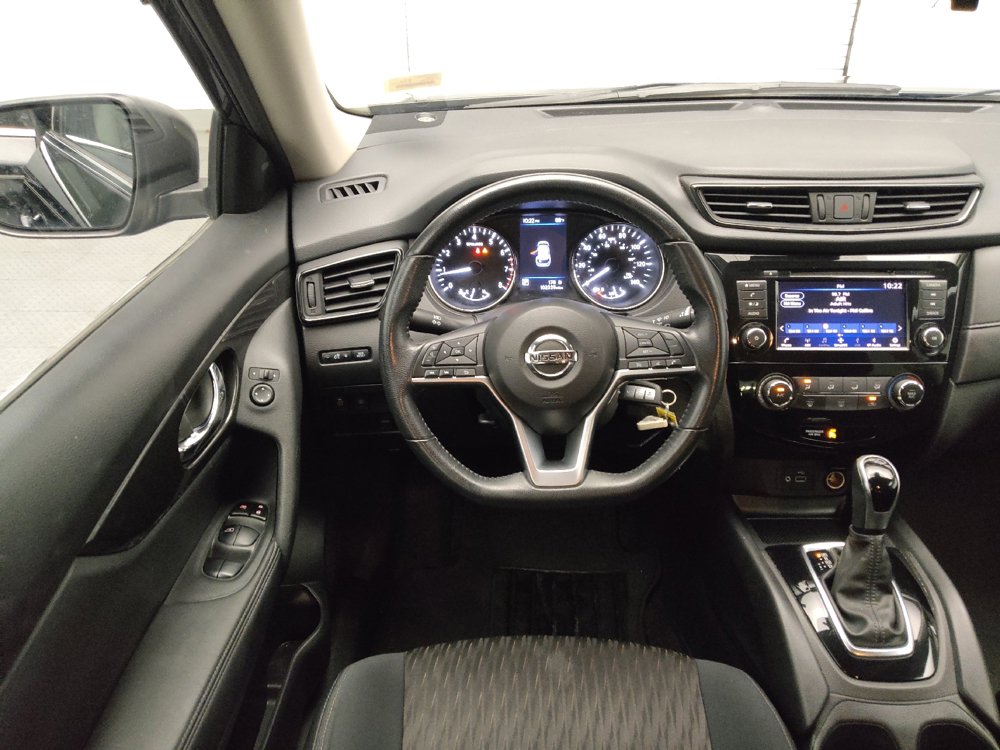 Used 2019 Nissan Rogue S w/ Special Edition Package FWD image 22