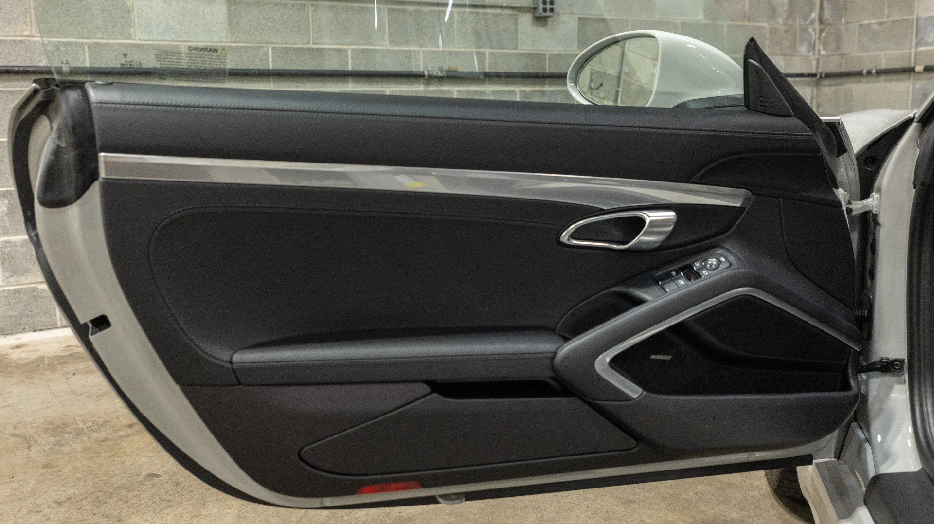 Used 2021 Porsche 718 Boxster RWD image 56