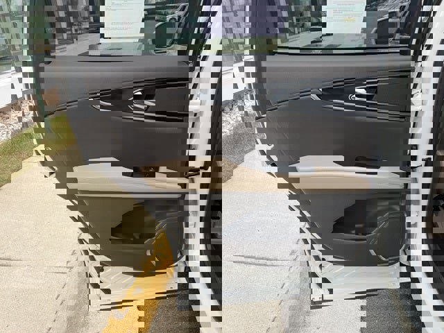 Used 2022 Lincoln Nautilus Reserve w/ Cargo Utility Package image 19