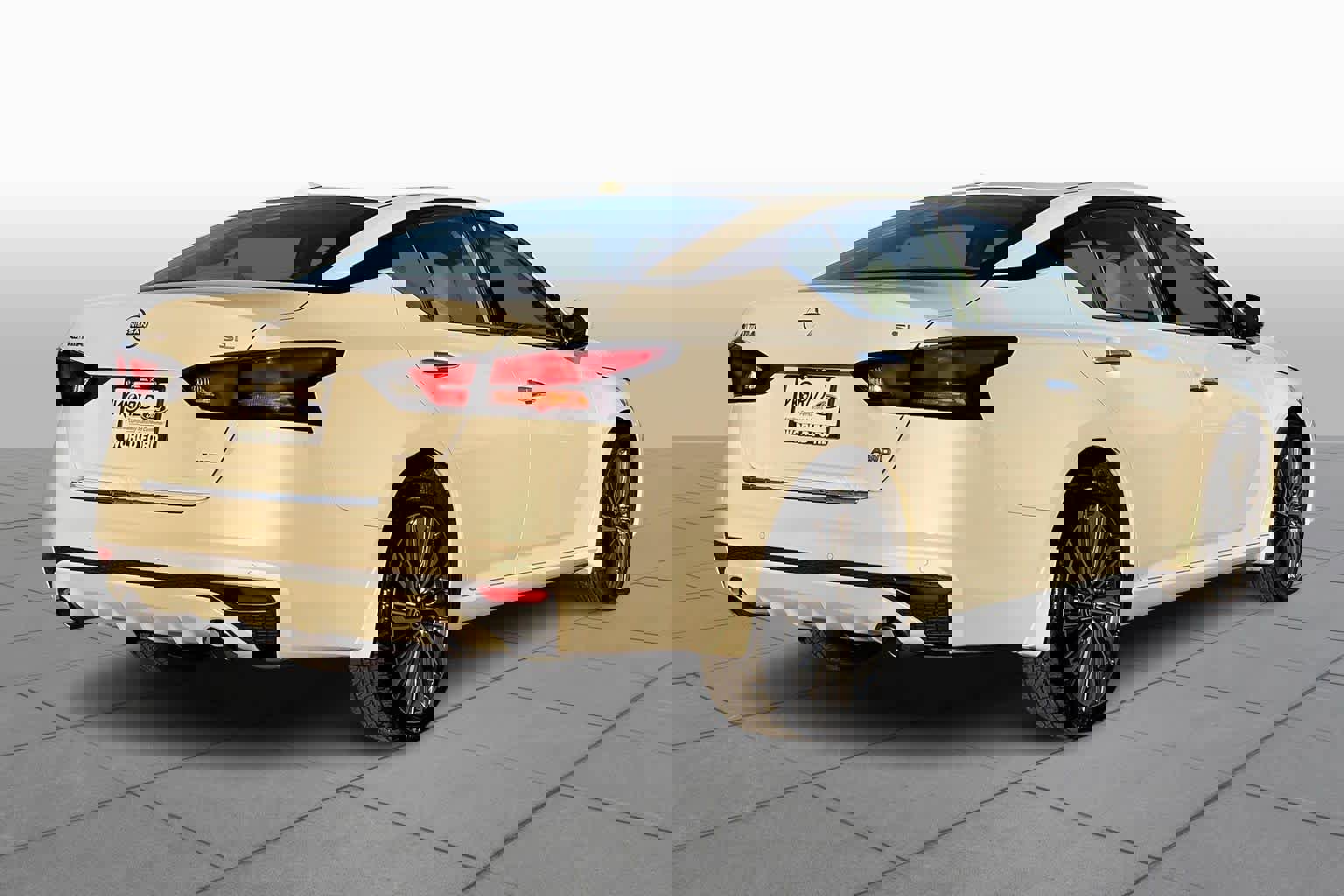 Used 2023 Nissan Altima 2.5 SL image 12