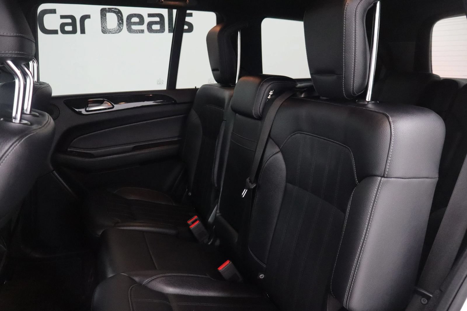 Used 2017 Mercedes-Benz GLS 450 4MATIC w/ Premium Package image 15