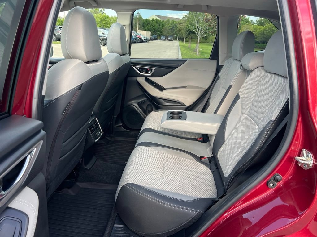 Used 2020 Subaru Forester Premium AWD/4WD image 25