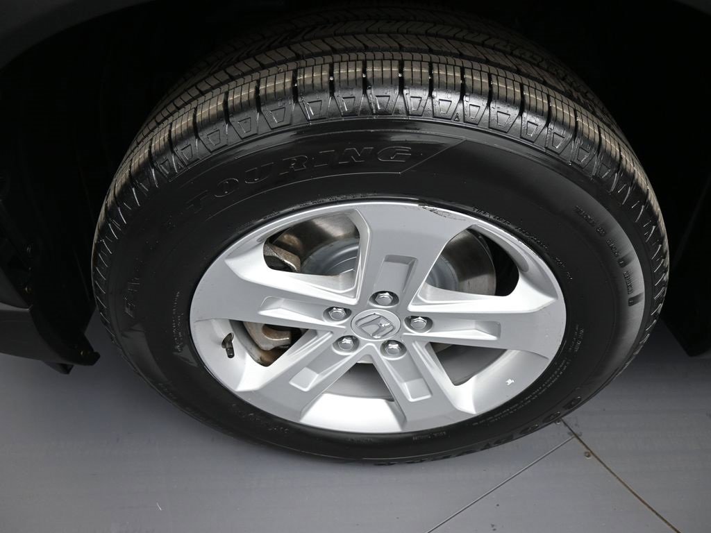 Used 2023 Honda Pilot LX image 14