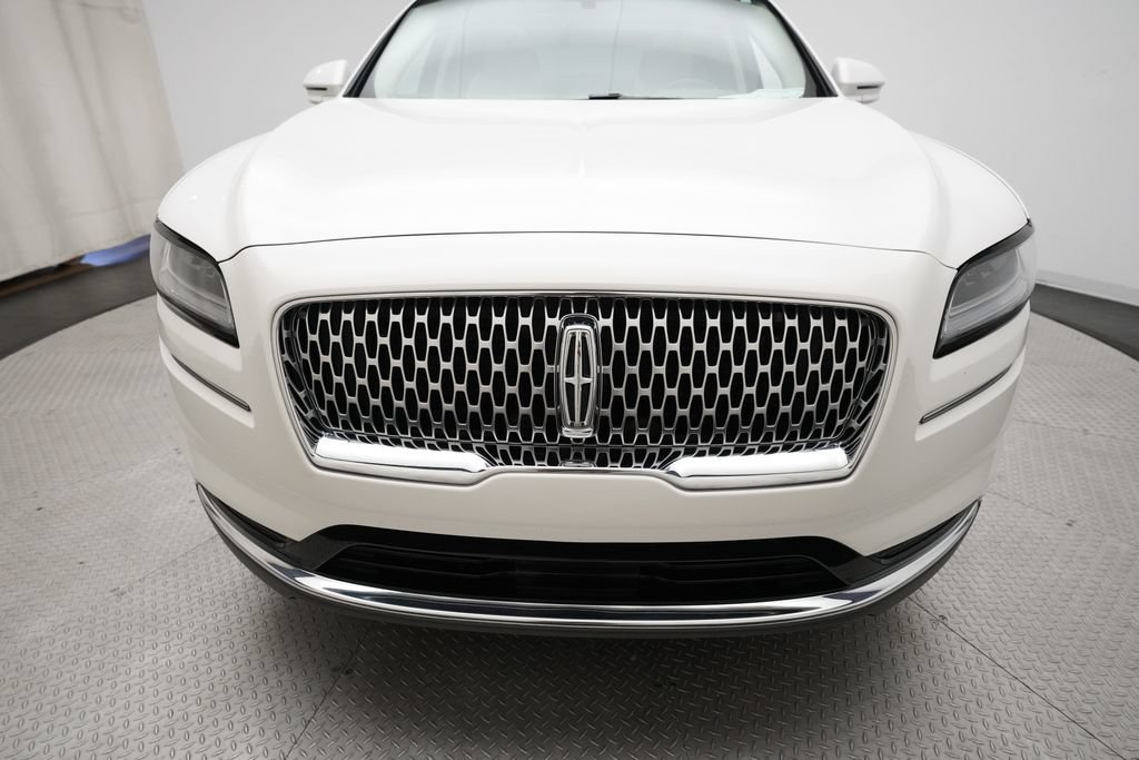 Used 2023 Lincoln Nautilus Reserve w/ Class II Trailer Tow Package AWD/4WD image 22