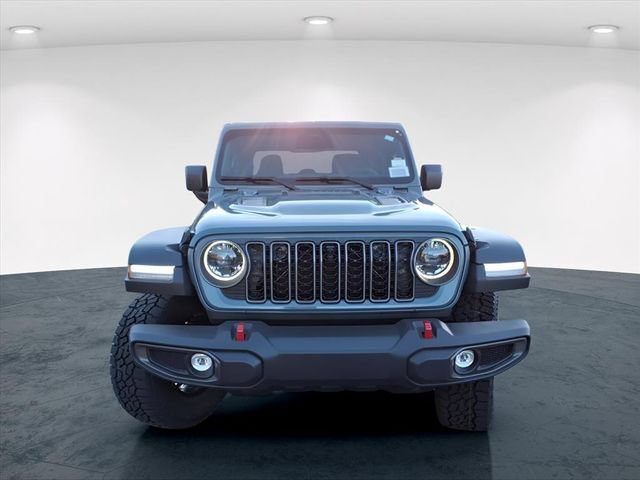 New 2026 Jeep Gladiator Rubicon w/ Safety Group AWD/4WD image 4