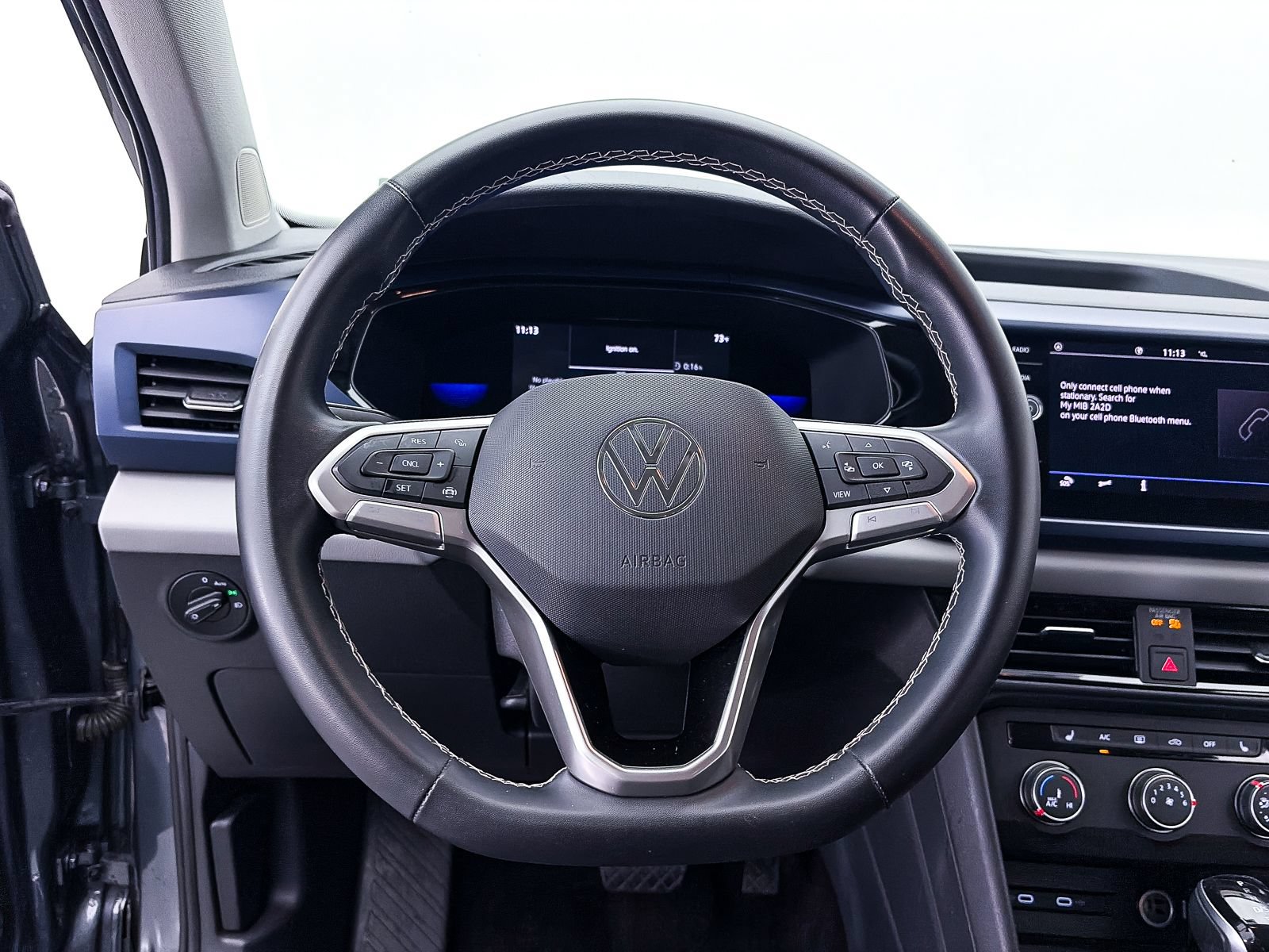 Used 2022 Volkswagen Taos SE FWD image 26