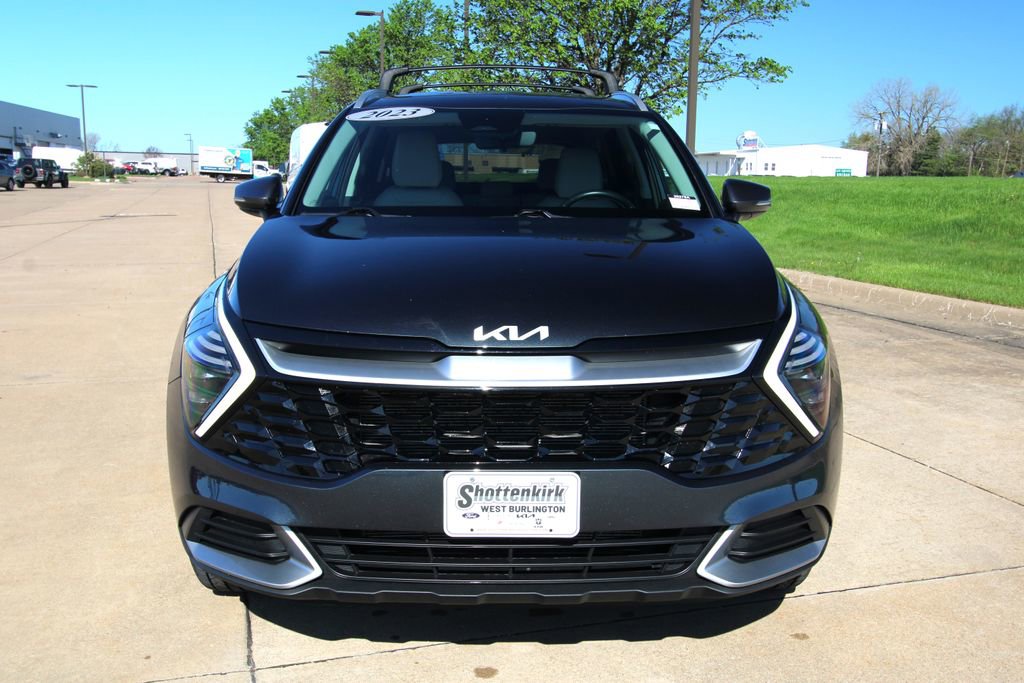 Used 2024 Kia Sportage EX image 2