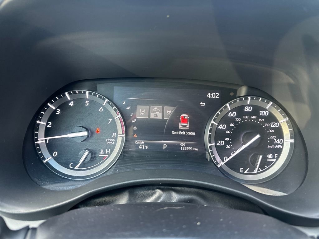 Used 2021 Toyota Highlander XLE image 21