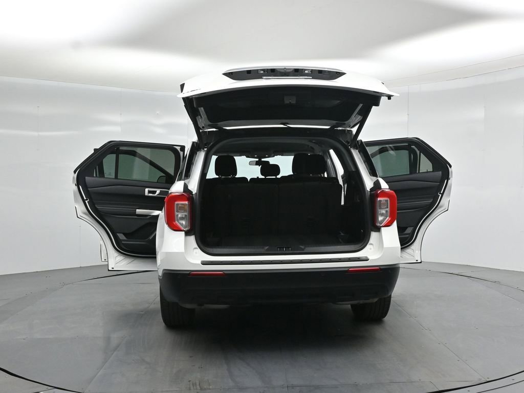 Certified 2023 Ford Explorer XLT RWD image 32