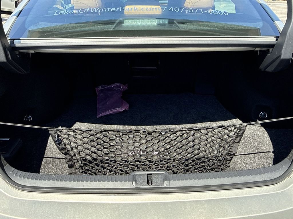 Used 2025 Lexus ES 350 w/ Premium Package image 13