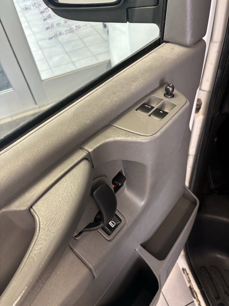 Used 2011 Chevrolet Express 3500 LT w/ LT Preferred Equipment Group image 6