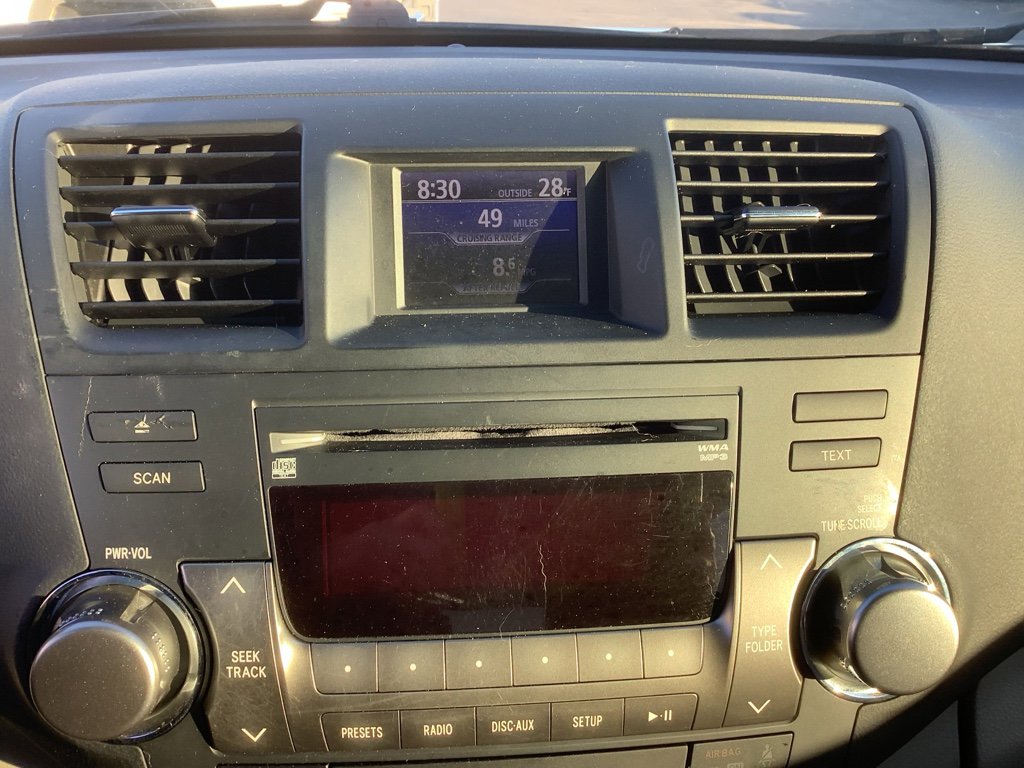 Used 2012 Toyota Highlander SE image 17