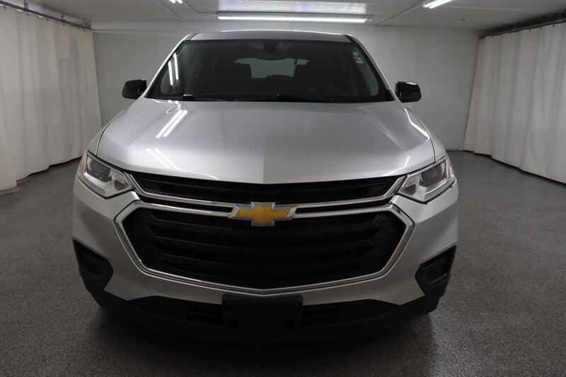 Used 2021 Chevrolet Traverse LS w/ LPO, Floor Liner Package AWD/4WD image 2