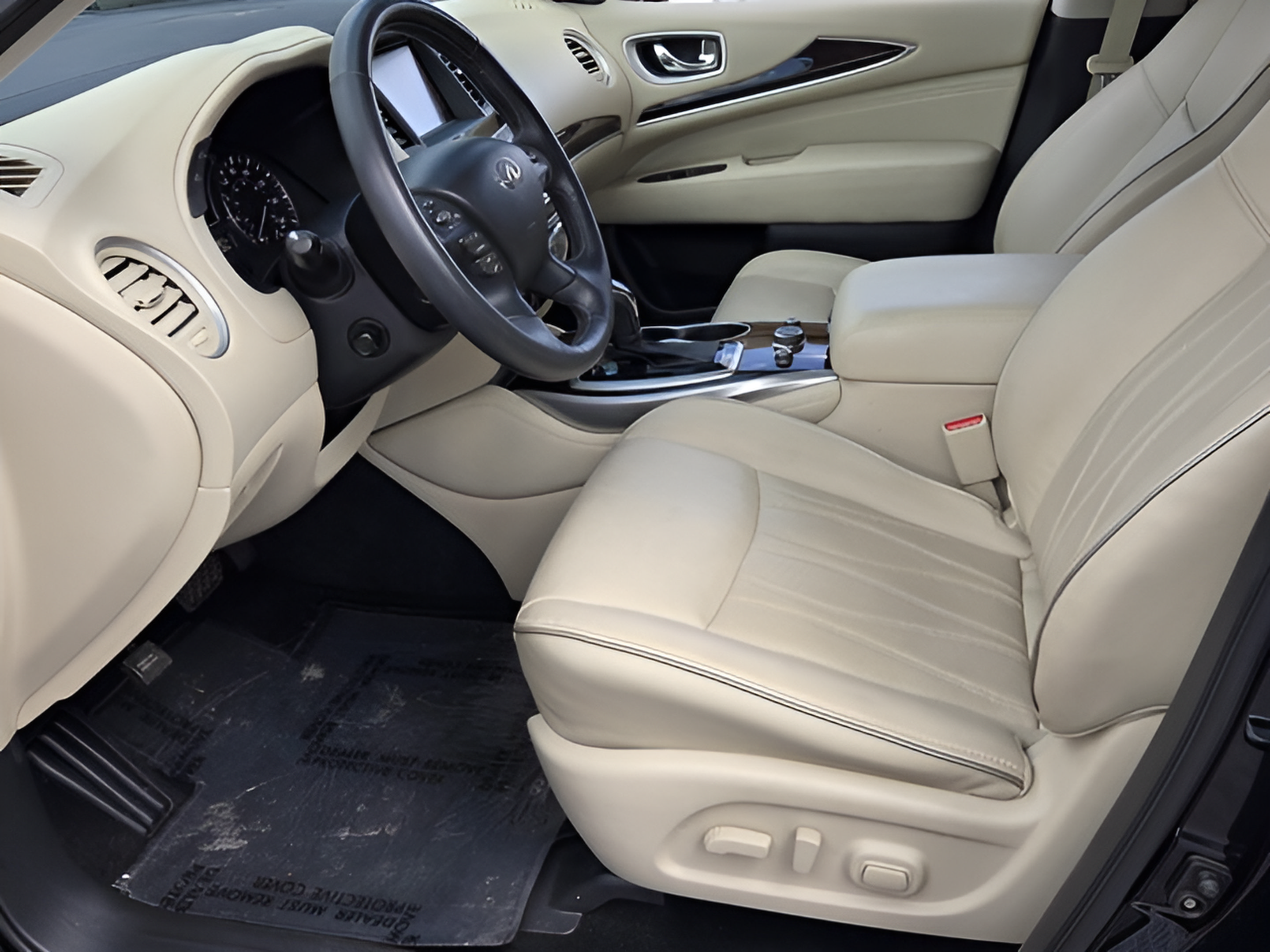 Used 2020 INFINITI QX60 Luxe w/ Sensory Package FWD image 14