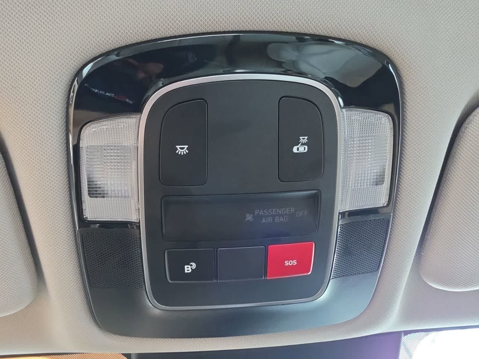 Used 2025 Hyundai Sonata SEL FWD image 25