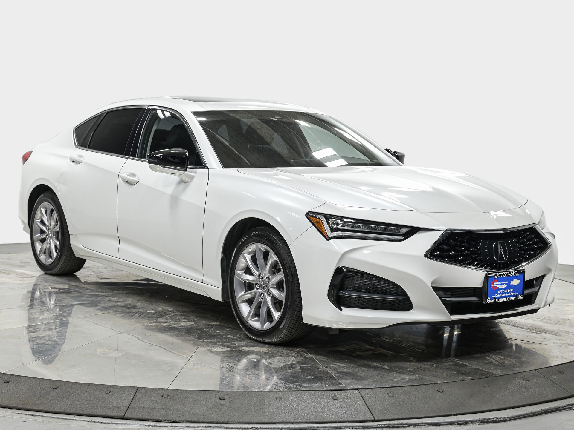 Used 2023 Acura TLX image 9