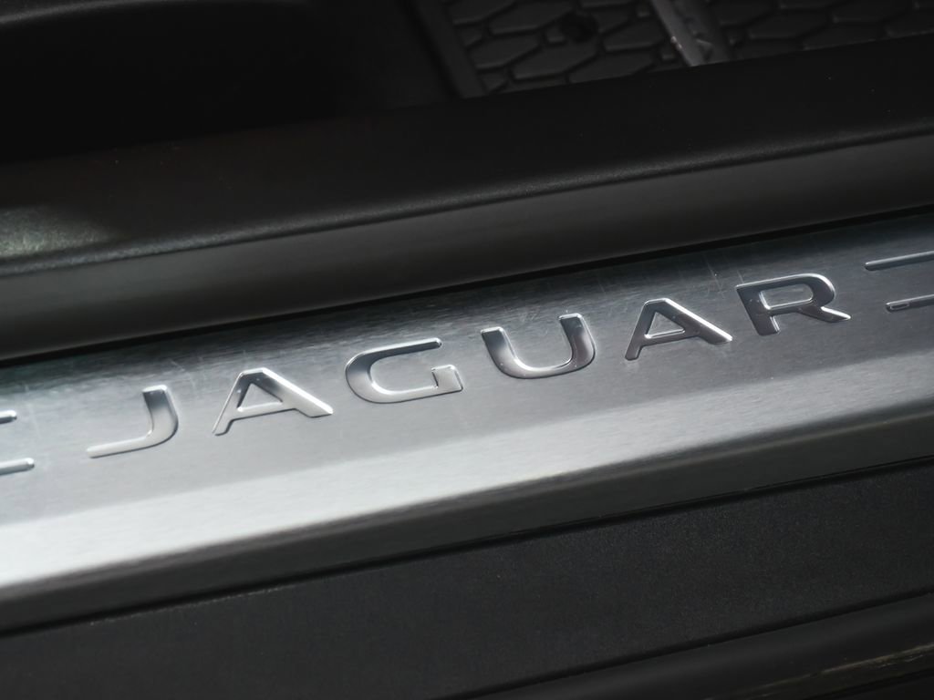 Used 2024 Jaguar F-TYPE R-Dynamic RWD image 14