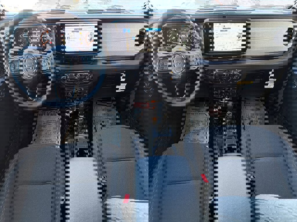 New 2025 Jeep Gladiator Willys image 16