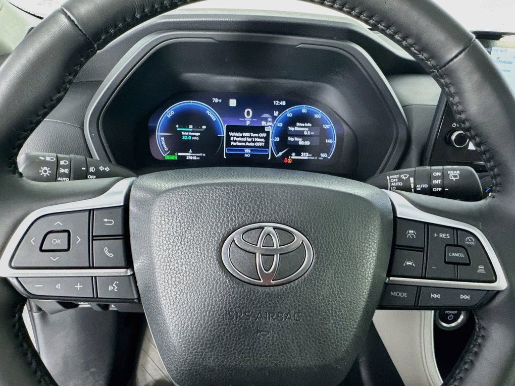 Used 2025 Toyota Grand Highlander AWD Hybrid image 16