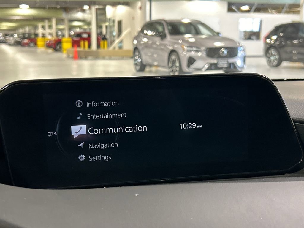 Used 2019 MAZDA MAZDA3 Hatchback w/ Premium Package image 15