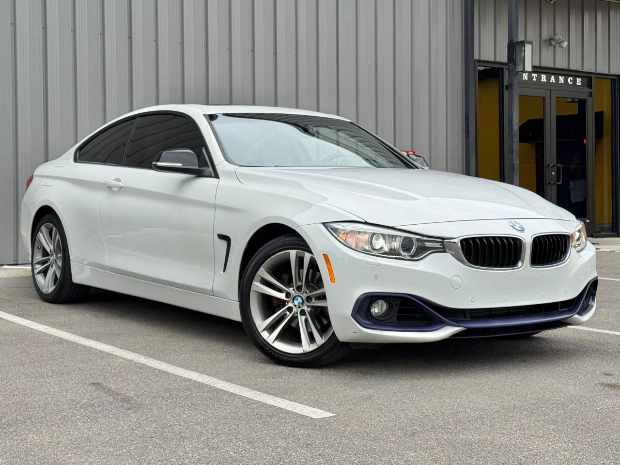 Used 2015 BMW 428i xDrive Coupe AWD/4WD image 3
