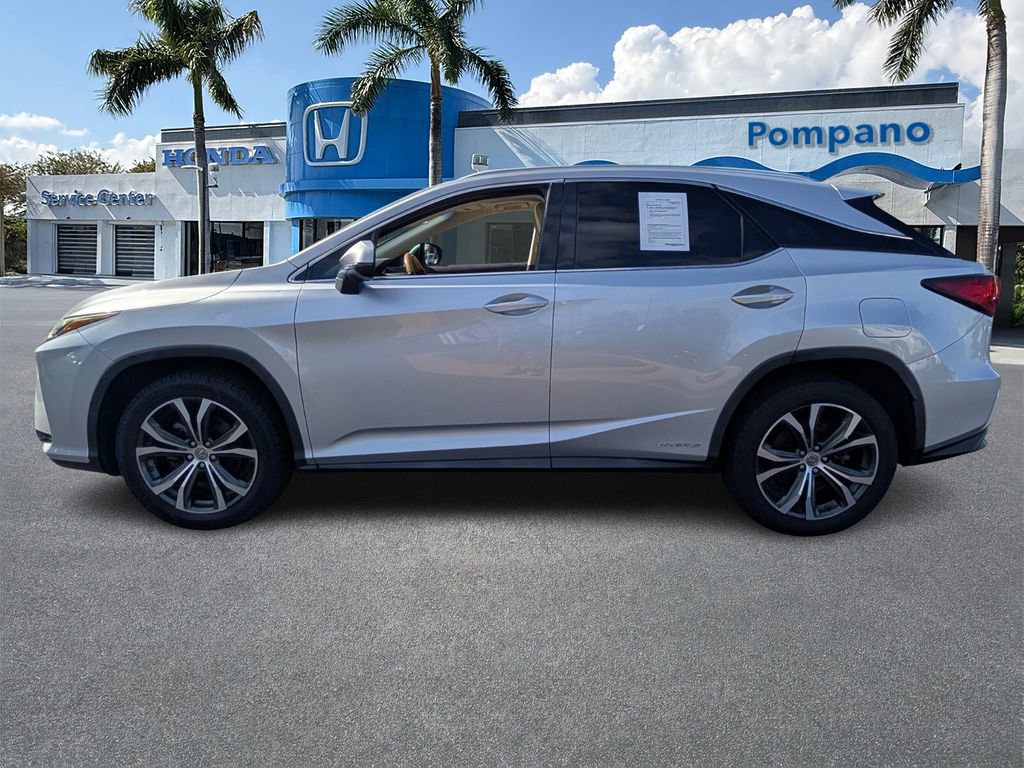 Used 2017 Lexus RX 450h AWD image 4