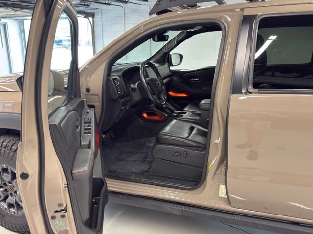 Used 2023 Nissan Frontier PRO-4X w/ Pro-4X Premium Package AWD/4WD image 8