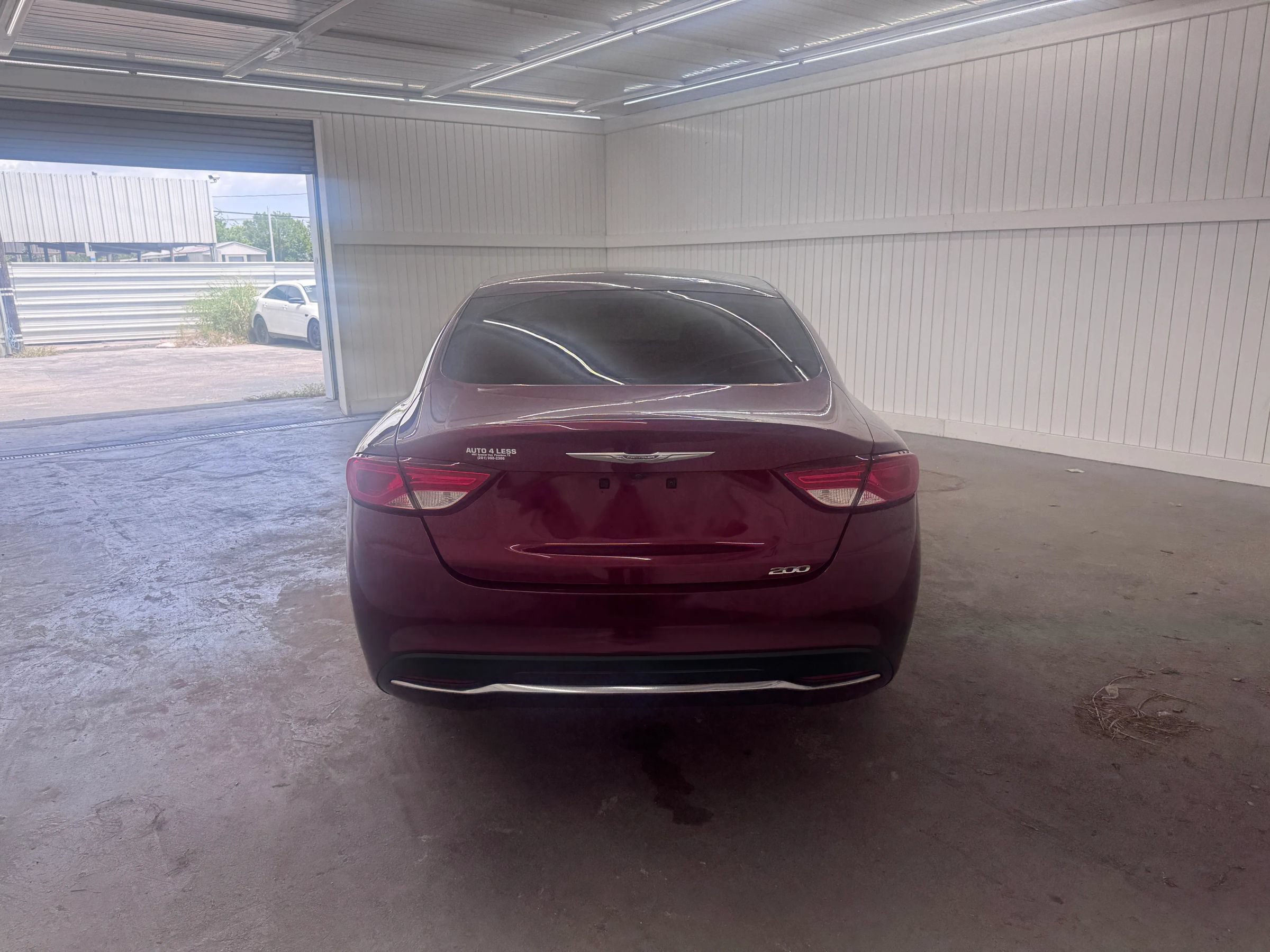 Used 2015 Chrysler 200 Limited FWD image 6