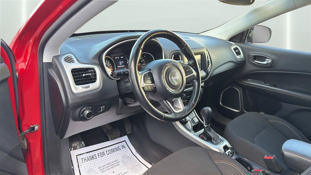 Used 2021 Jeep Compass Sport w/ Cold Weather Group AWD/4WD image 17
