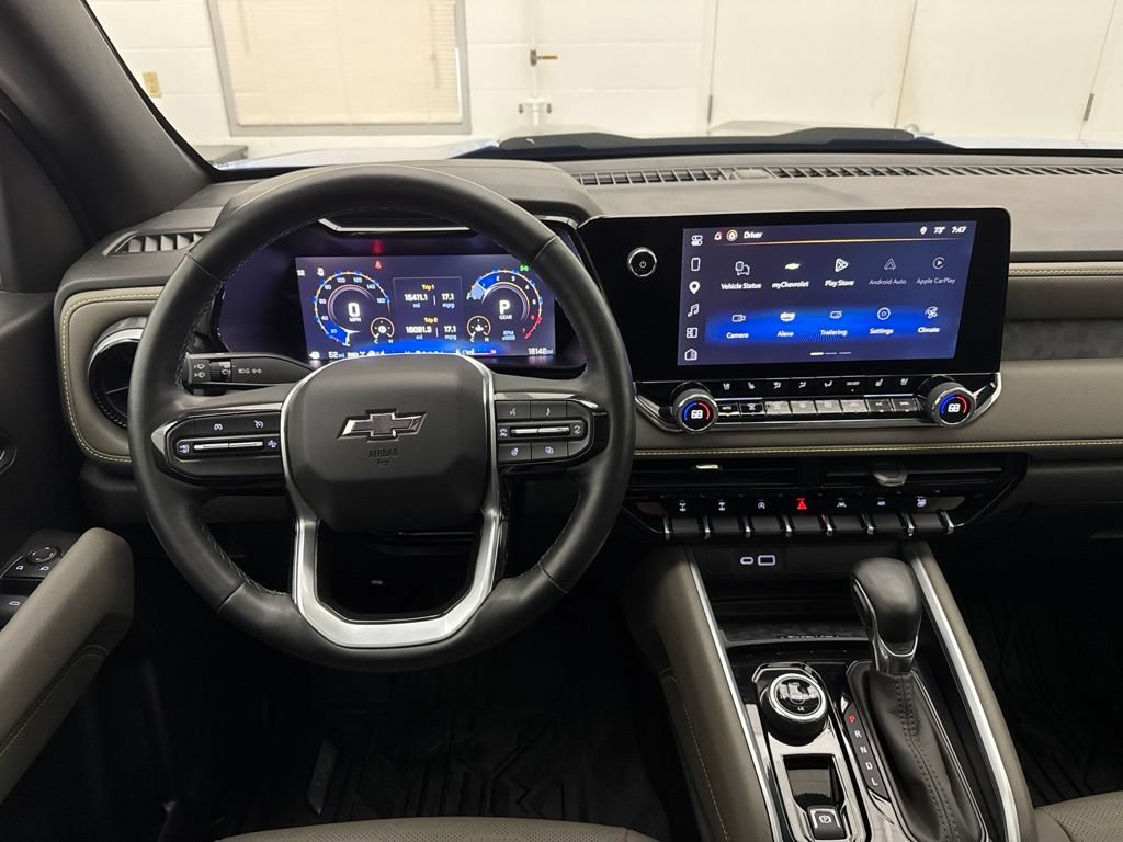 Used 2025 Chevrolet Colorado ZR2 AWD/4WD image 14